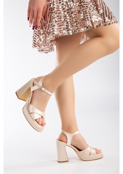 Lorenza Kadın Platform Topuklu Saten Abiye Ayakkabı