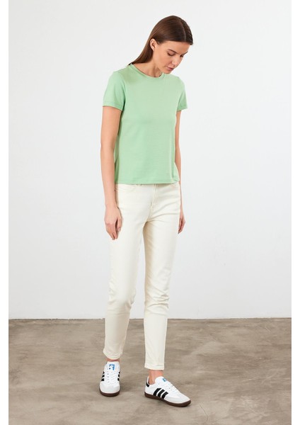 Kadın Rachel Çağla Bisiklet Yaka Slim Fit Basic Tişört