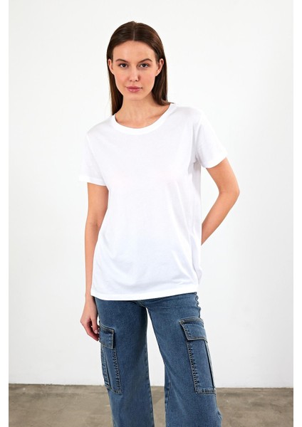 Kadın Boyfriend Beyaz Bisiklet Yaka Regular Fit Modal Tişört (Lyocell)