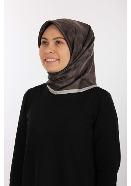 90*90 Siyah Sura Ipek Eşarp 7208701 - 371
