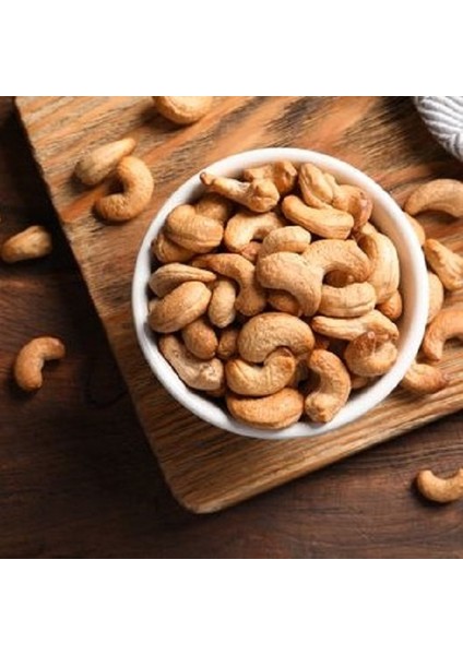Fıstık Yeşili Lux Kavrulmuş Tuzlu Kaju Fıstığı 1 Kg. fiyatları