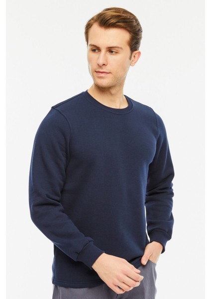 Sweatshirt Bisiklet Yaka Içi Polarlı 3 Iplik Pamuklu Normal Kesim Erkek Lacivert fırsatları