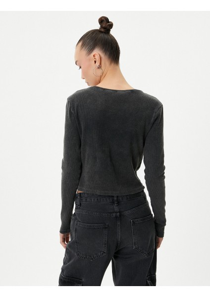 Uzun Kollu Tişört U Yaka Ribanalı Soluk Efektli Pamuklu fırsatları