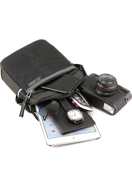 Yeni Erkek Naylon Omuz Çantası Rahat Moda Crossbody Çanta Kişilik Trendi Dikey Omuz Çantası (Yurt Dışından) fırsatları