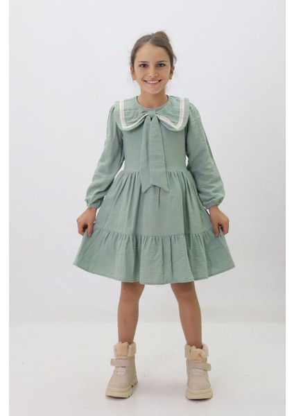 Fiyonk Yaka Detaylı Pamuk Astarlı Kız çocuk elbise - Yeşil