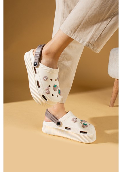 Yüksek Taban Jibbitzli Eva Comfort Kadın Sandalet DNZ224-24KREM Vizon