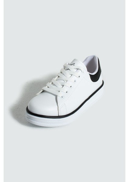 Rahat Taban Renk Şeritli Bağcıklı Kadın Sneaker 001-340-24BSIYAH indirimleri
