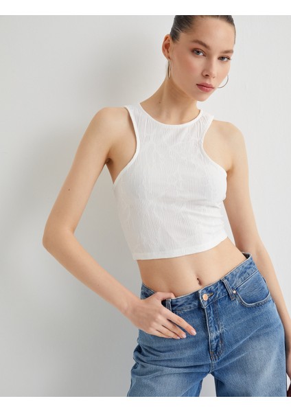 Asimetrik Crop Üst Dokulu Slim Fit Yuvarlak Yaka