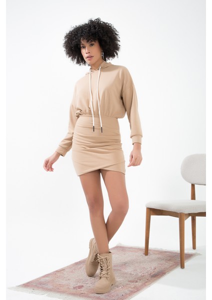 Trend Kapüşonlu Beli Lastikli Drapeli Mini Sweat Elbise Hb