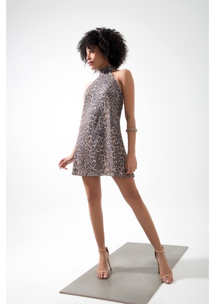 Quen Boyundan Bağlamalı Sırt Dekolteli Baskılı Mini Elbise Hb modelleri