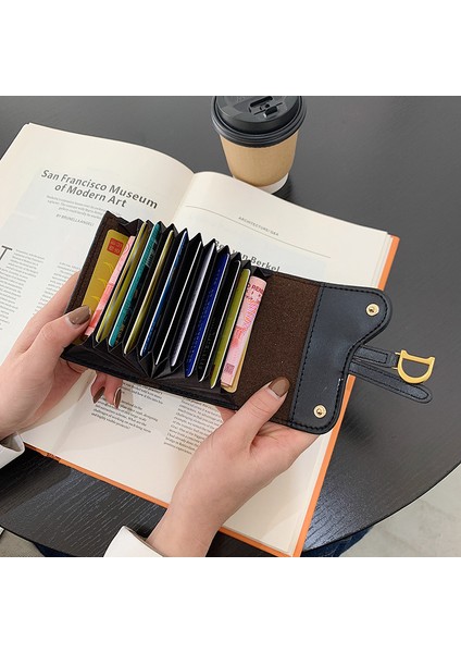 Lüks Kısa Kare Pu Cüzdan Büyük Kapasiteli Katlanır Cüzdan Kadınlar Için Bozuk Para Cüzdanı Kart Sahibinin Çile Çantalar Moda Debriyaj Çanta (Yurt Dışından) fırsatları