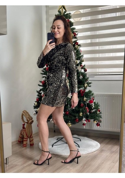 Uzun Kol Pul Payet Mini Elbise