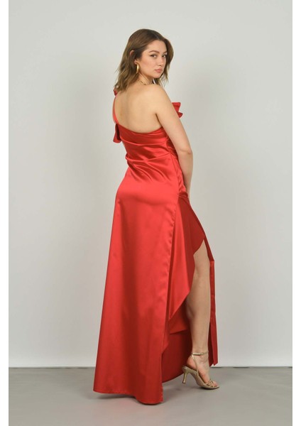 Kadın Tek Omzu ve Kolu Volanlı Saten Abiye Elbise 1833 Kırmızı indirimleri