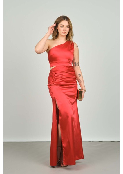 Kadın Tek Omuz Derin Yırtmaçlı Saten Abiye Elbise 1873 Kırmızı fırsatları