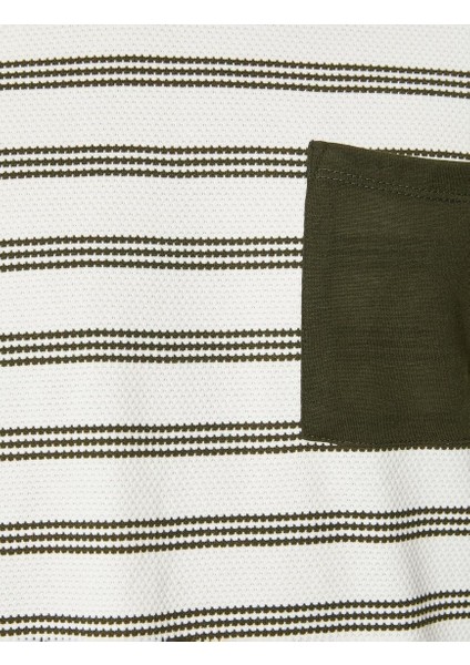 Cep Detaylı Tişört Bisiklet Yaka Kısa Kollu modelleri