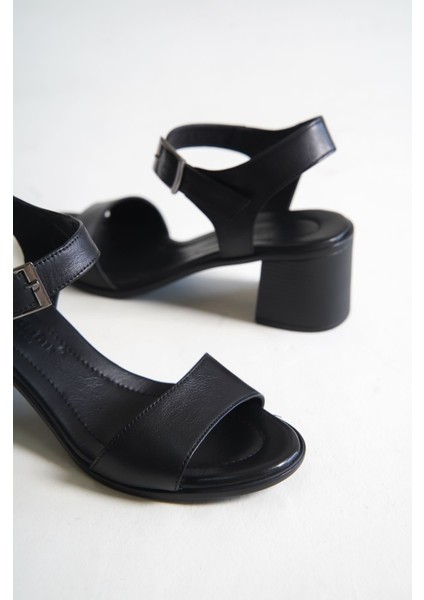 Deri Siyah Kadın Topuklu Ayakkabı TMD4061 fiyatları
