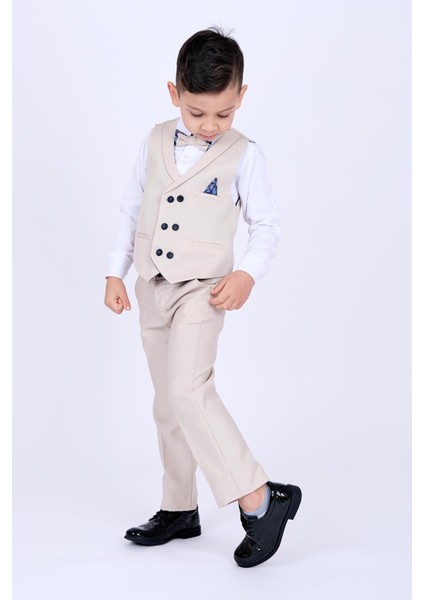 Krem Mendil Detaylı Erkek Çocuk Smokin Takım fırsatları