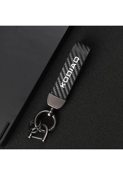 Hızlı Için Skoda Octavia Fabıa Kamıq Karoq Kodıaq Rapıd Scala Için Yüksek Dereceli Deri Araba Keycha Derece Dönen At Nalı Anahtarlıklar (Yurt Dışından) indirimleri