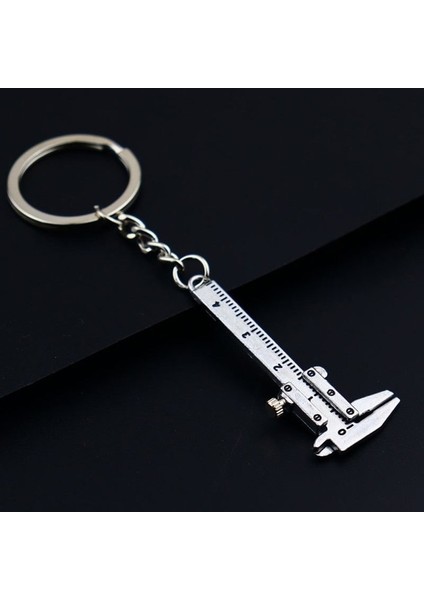 B Tipi Mini Araba Metal Anahtarı Anahtarlık Taşınabilir Ayarlanabilir Evrensel Anahtarı Bisiklet Motosiklet Araba Tamir Araçları Anahtar Yüzükler (Yurt Dışından)