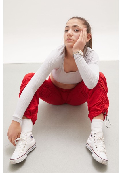 Kırmızı Şerit Dikişli Kız Paraşüt Pantolon 18005 fırsatları