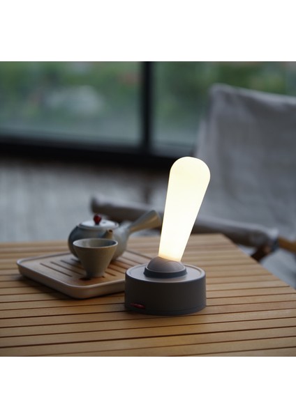 - Itiş Çek Şalteri Gece Lambası, USB Şarjlı Başucu Lambası, Silikon Mobilya Lambası, Duvar Lambası - Beyaz (Yurt Dışından)