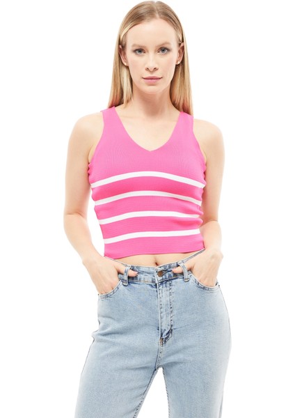 V Yaka Çizgili Triko Crop Atlet