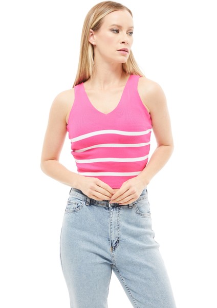 V Yaka Çizgili Triko Crop Atlet modelleri