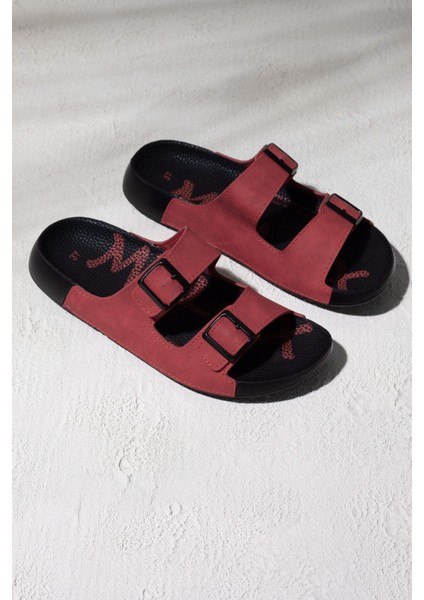 Çift Tokalı Yumuşak Tabanlı Günlük Terlik modelleri