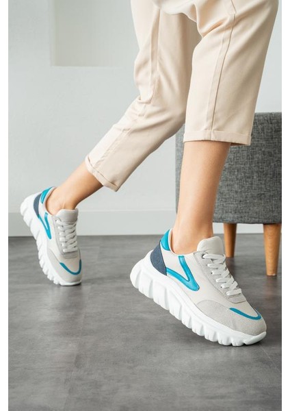 Taş Beyaz Bağcıklı Paraşüt Kumaş Günlük Taban Kadın Sneaker fiyatları