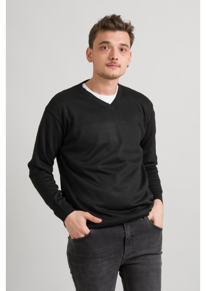 Regular Fit V Yaka Pamuklu Basic Erkek Triko Kazak