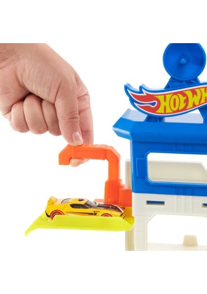 KTYRA52 HDP06 Hot Wheels Köpek Balığından Kaçış Oyun Seti