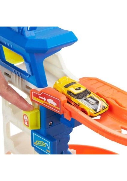KTYRA52 HDP06 Hot Wheels Köpek Balığından Kaçış Oyun Seti