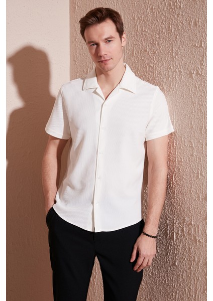 Pamuk Karışımlı Kısa Kollu Regular Fit Erkek Gömlek CF24S115882