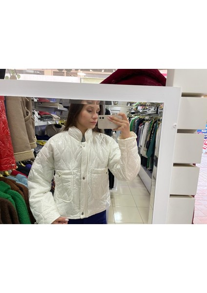 Beyaz Kısa Mont fırsatları