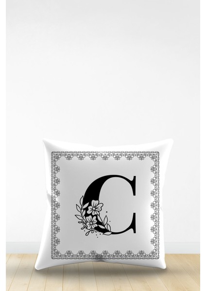 Çift Tarafı Dijital Baskılı C Harfi Dekoratif Suni Deri Kırlent Kılıfı