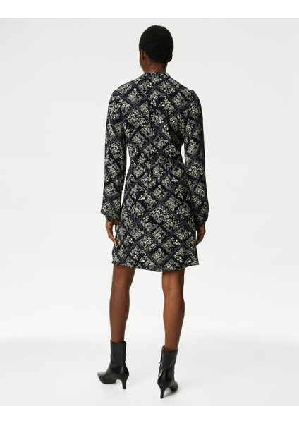 Regular Fit Desenli Mini Elbise
