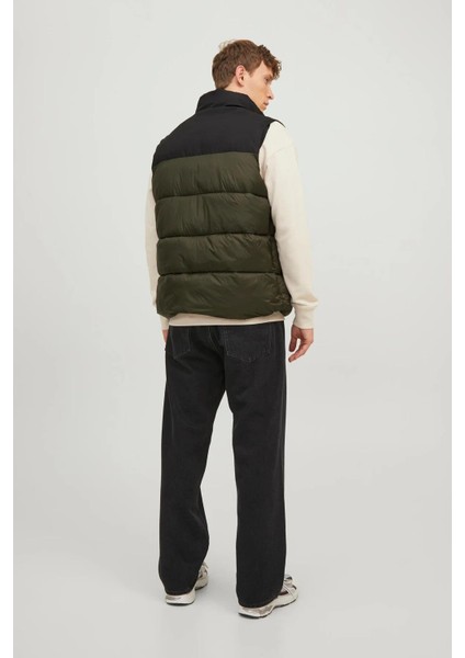 Markasız Jack&jones 12235861 Ic Dolgulu Yelek modelleri