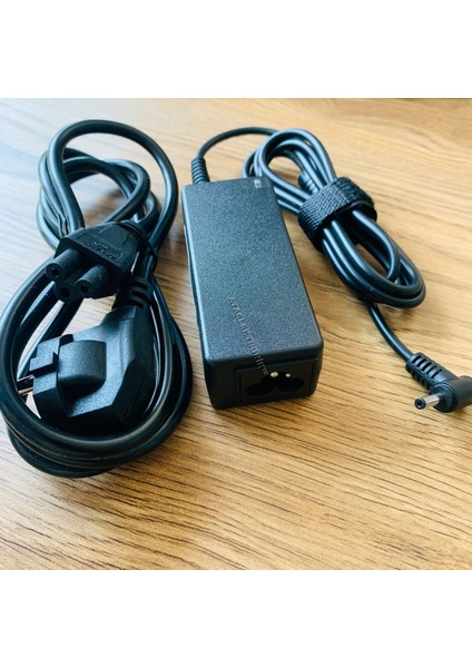 Vestel V Note 1341 Uyumlu Muadil Ürün Adaptör Laptop Şarj 12 Volt 3 Amper - 3A (2A ve 2.5A 3A Uyumlu)