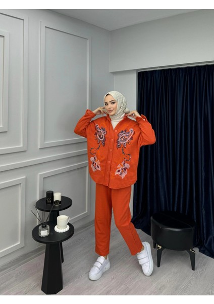 PTKM009 Gömleği Büyük Nakış Işlemeli Pantolonlu Takım