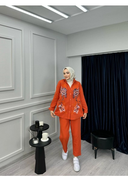 PTKM009 Gömleği Büyük Nakış Işlemeli Pantolonlu Takım