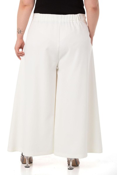 Büyük Beden Düğme Detaylı Geniş Paça Fermuarlı Beyaz Pantolon modelleri