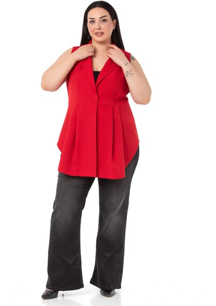 Büyük Beden Kaplama Düğmeli Eteği Pileli Arkası Kısa Kırmızı Yelek