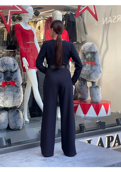 Kadın Kruvaze Yaka Deri Biye Detaylı Kemerli Krep Bol Paça Tasarım Tulum modelleri