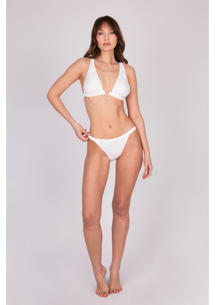 Gold Halka Detaylı Beyaz Üçgen Bikini Takımı indirimleri