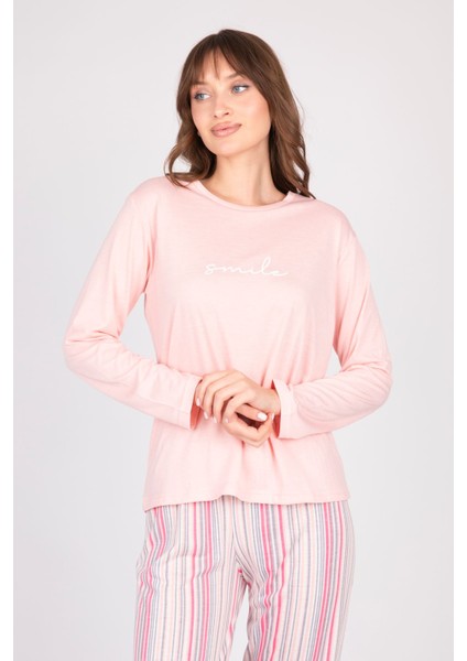 Kadın Uzun Kollu Yumuşak Dokulu Pembe Pijama Takımı