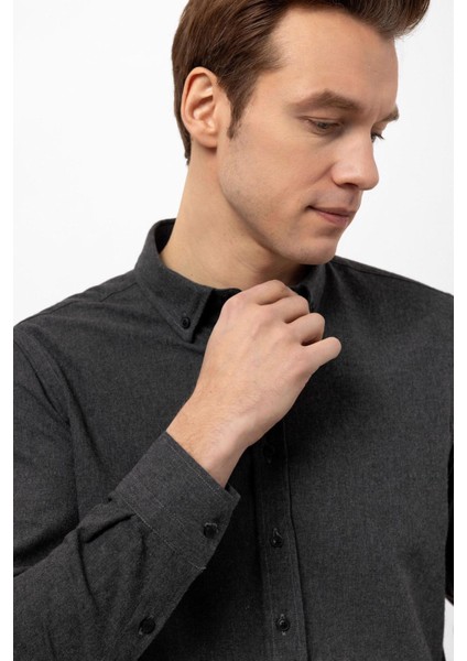 Köşeli Manşet Slimfit Düz Gömlek indirimleri