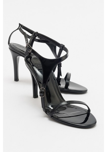 Molde Siyah Rugan Kadın Ince Topuklu Ayakkabı