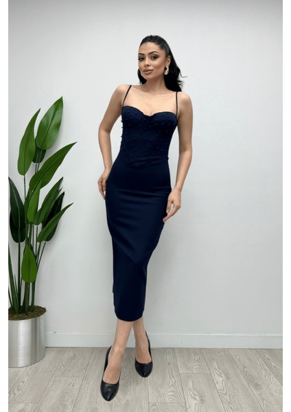 Atlas Kumaş Inci Detaylı Askılı Kalem Elbise - Lacivert fırsatları