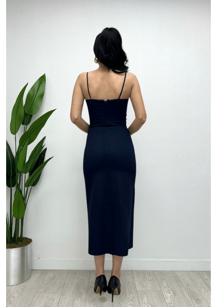 Atlas Kumaş Inci Detaylı Askılı Kalem Elbise - Lacivert indirimleri