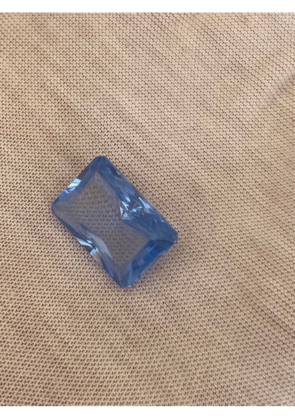Faset Kesim Mavi Safir Taşı 15,5 Karat